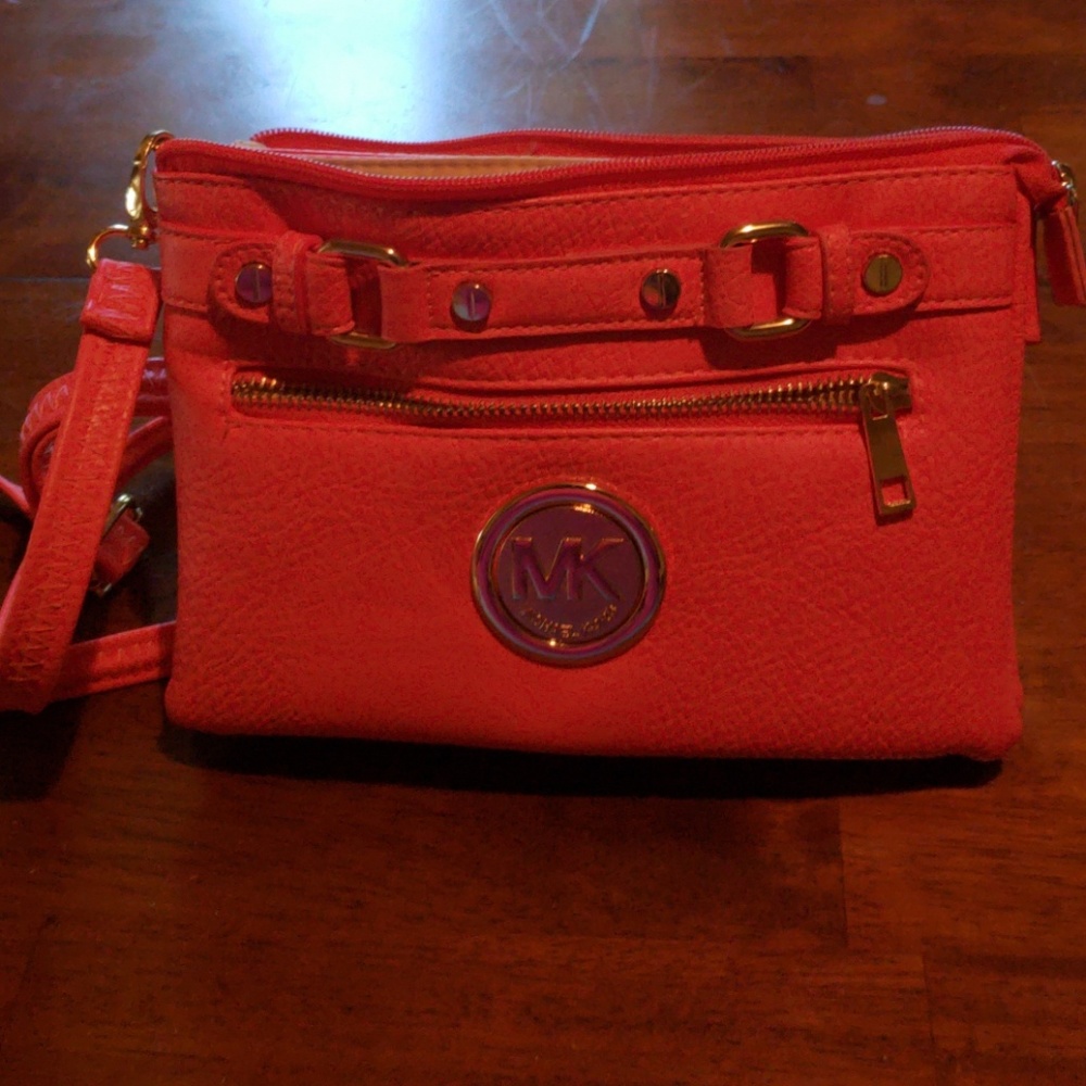 MK Purse